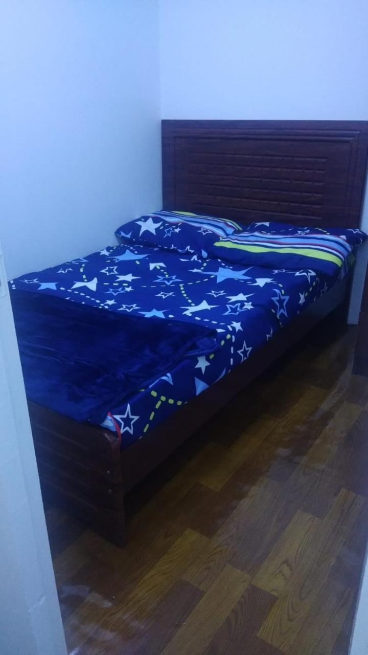 Habitación en casa particular Brand New Unisex Budget Family In Center Of Bur Dubái
