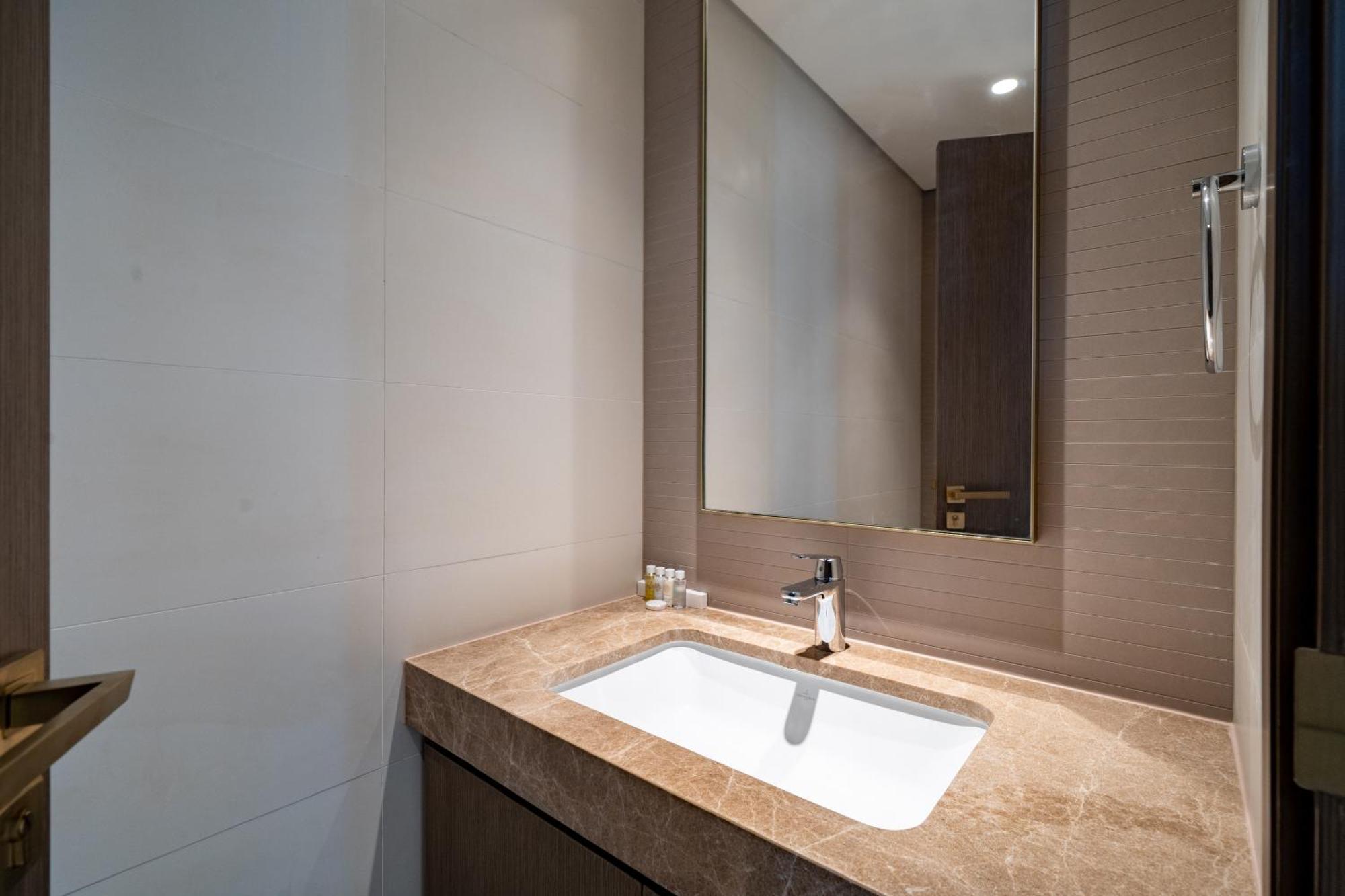 Appartement Homes Beyond Newly Furnished 2br With Access Dubaï