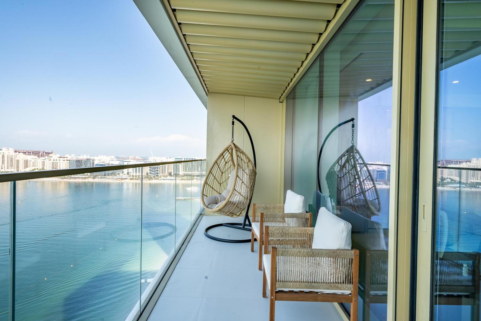 Appartement Homes Beyond Newly Furnished 2br With Access Dubaï
