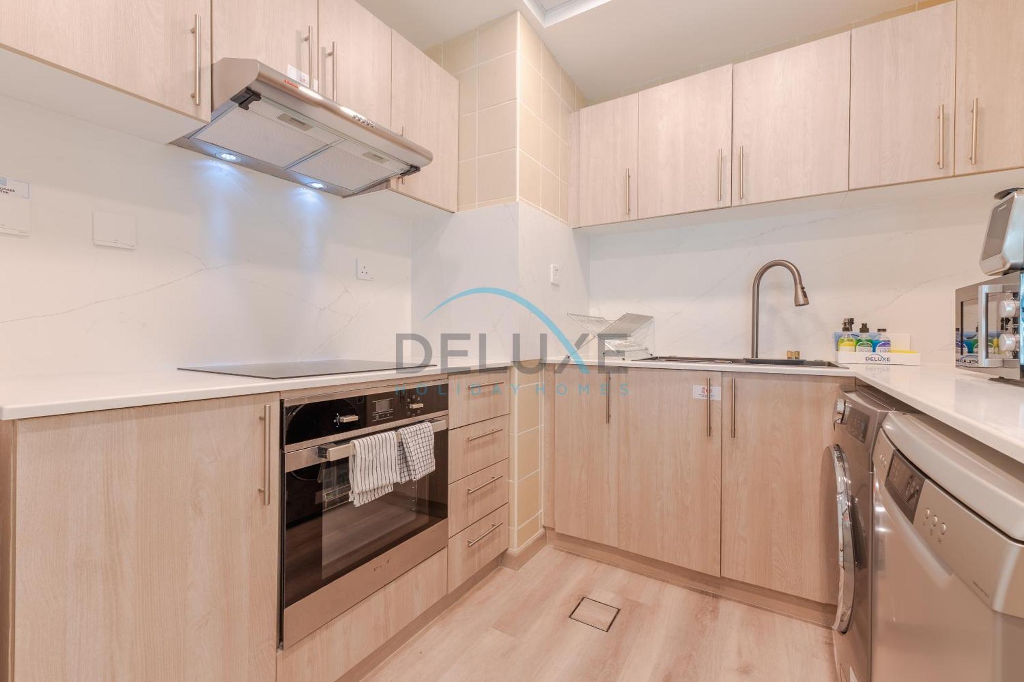Contemporary 2br With Own Outdoor Jacuzzi In The Point, Marina By Deluxe Homes Dubaï