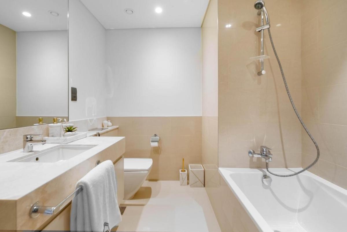 Brand New Stylish 1 Bed Next To Burj Khalifa By Boulevard Apartamento Dubái