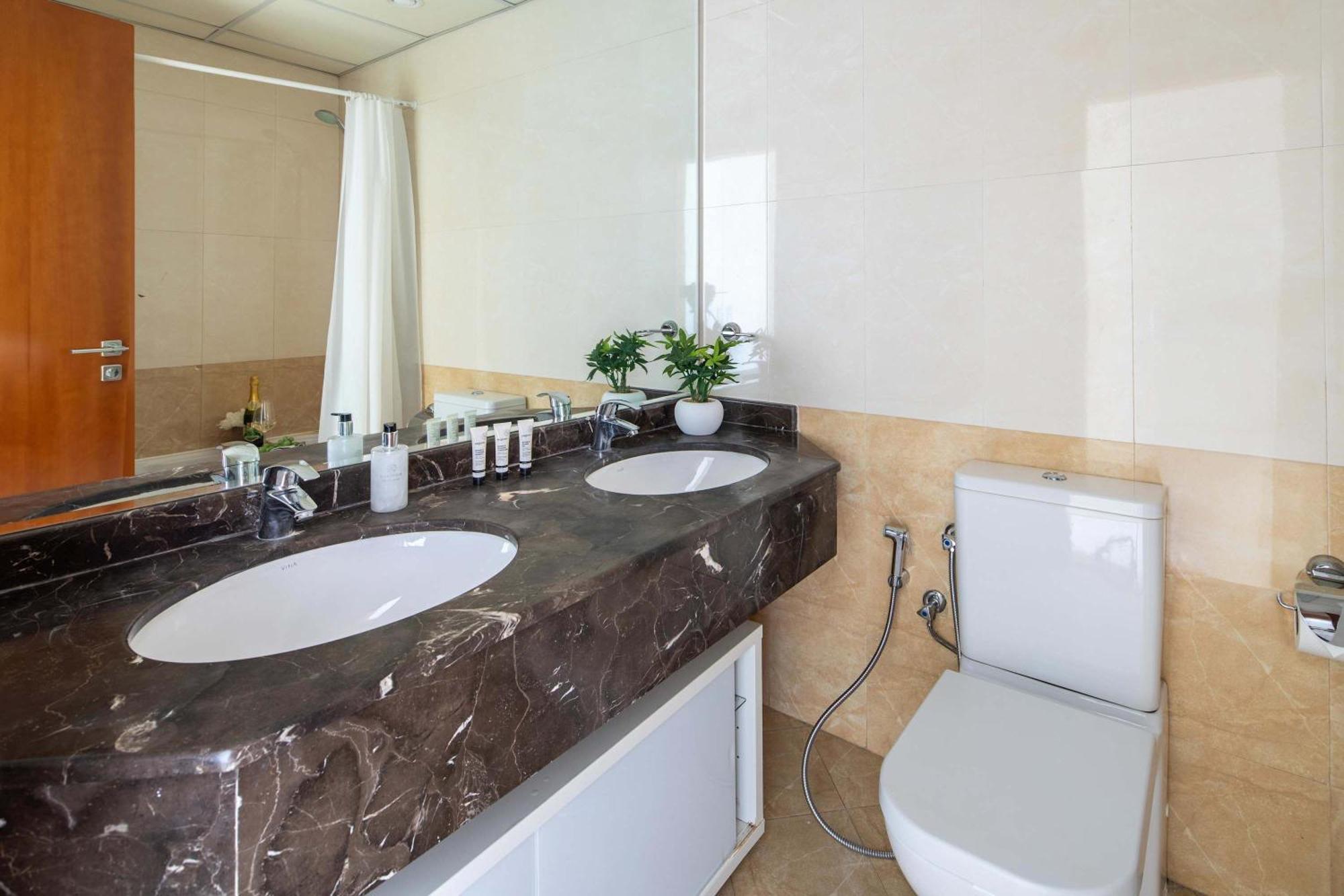 Apartment Frank Porter - Dorra Bay Dubai