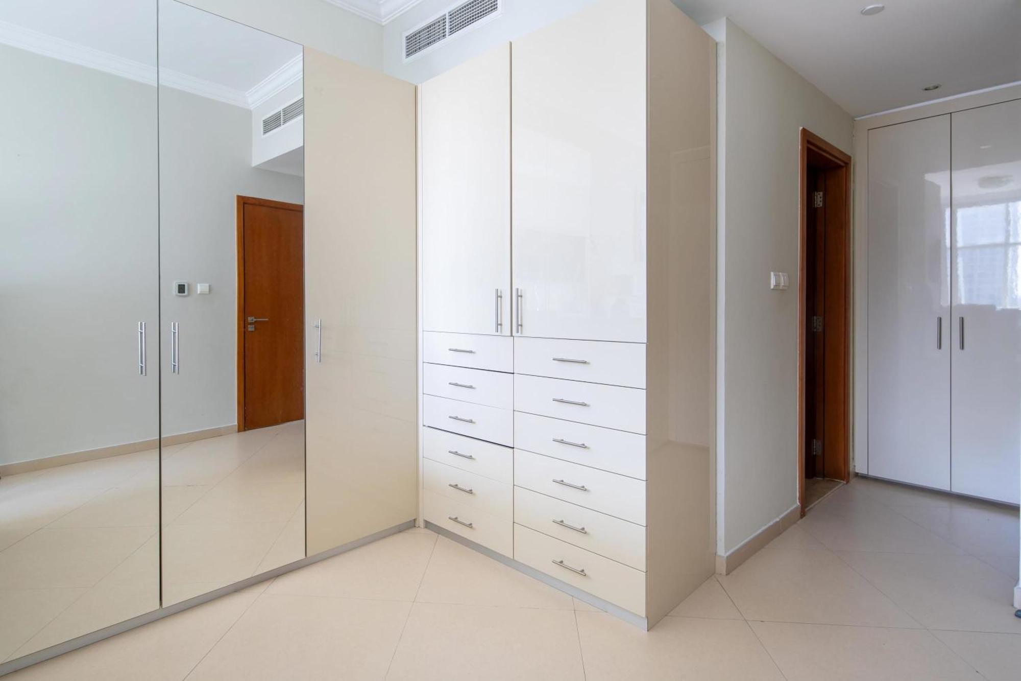 Apartment Frank Porter - Dorra Bay *
