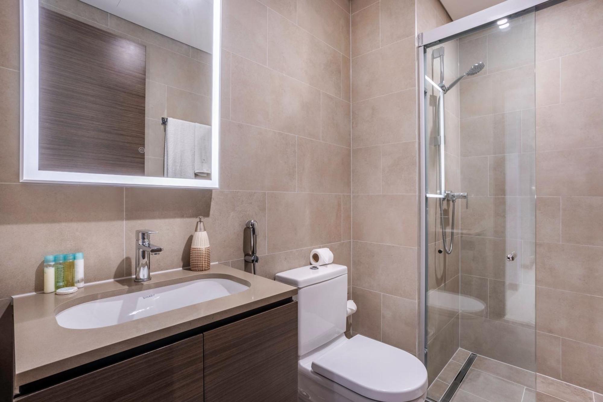By Latinem Luxury 1br Study Cv A2712 Near Downtown Apartamento *