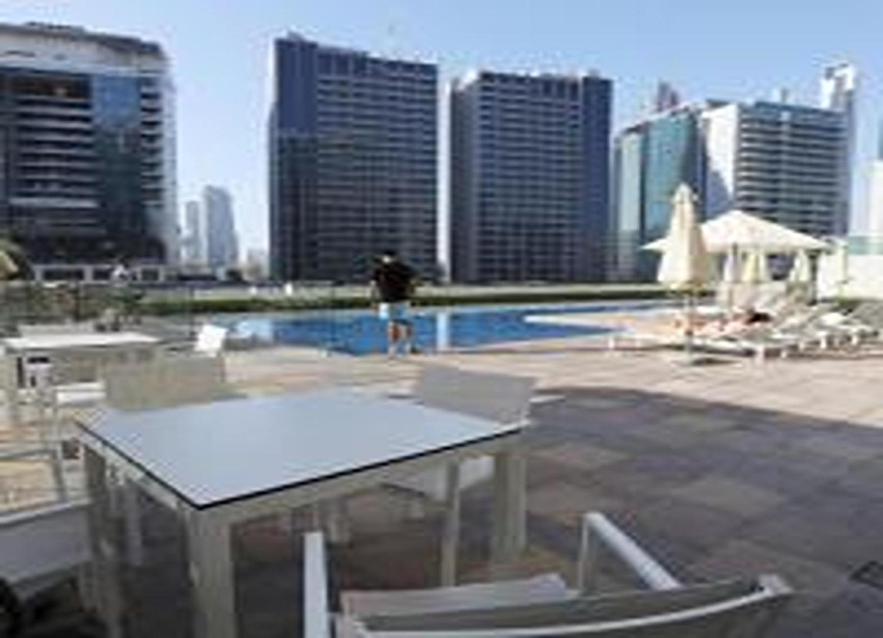 Brown Stone - & Canal View Reva Dubai