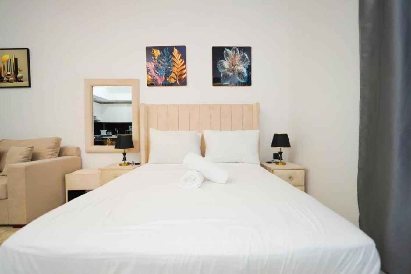 Brown Stone - Dragon Mart International Apartamento Dubái