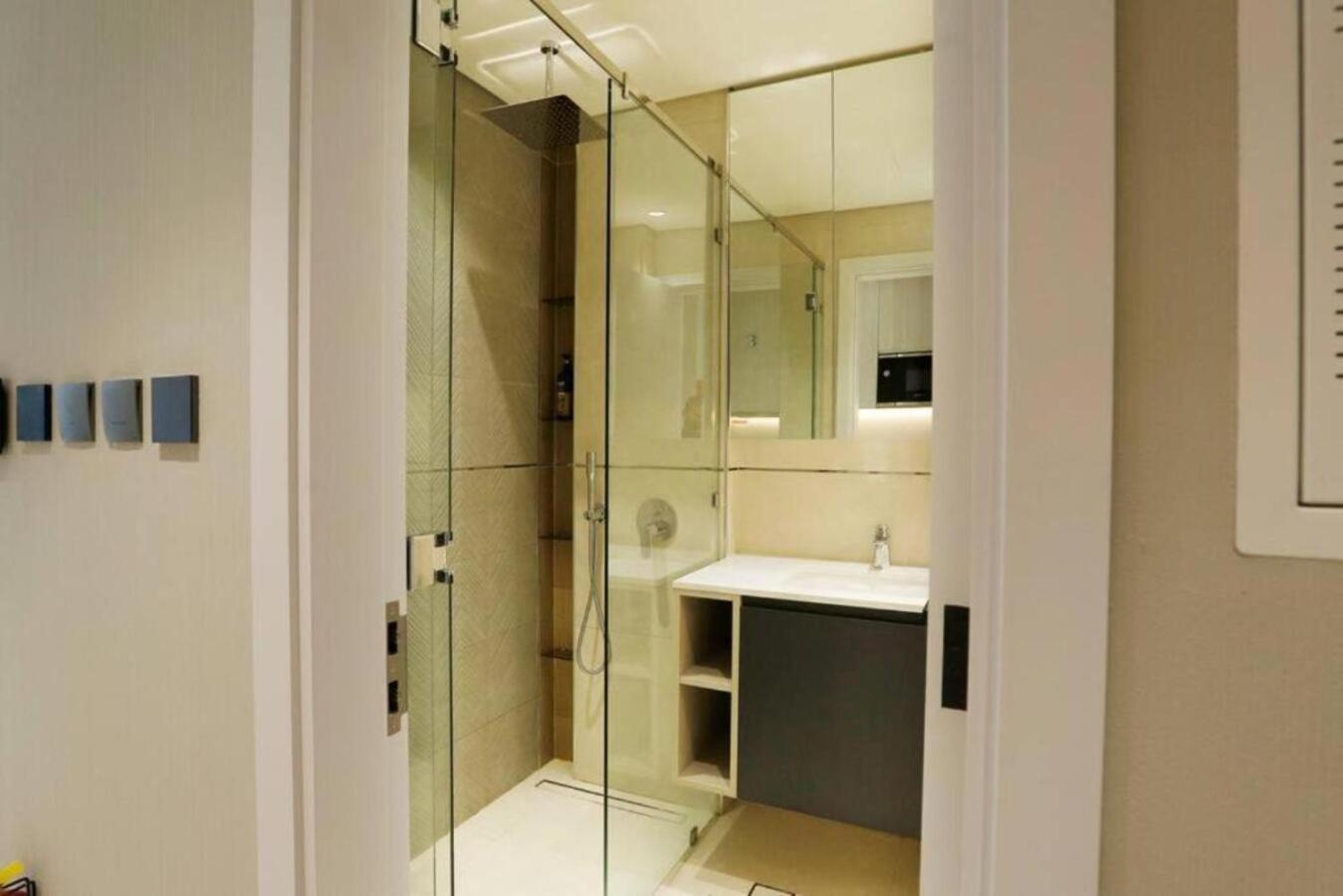 Apartamento Brown Stone - Gardens Metro Station Westwood *