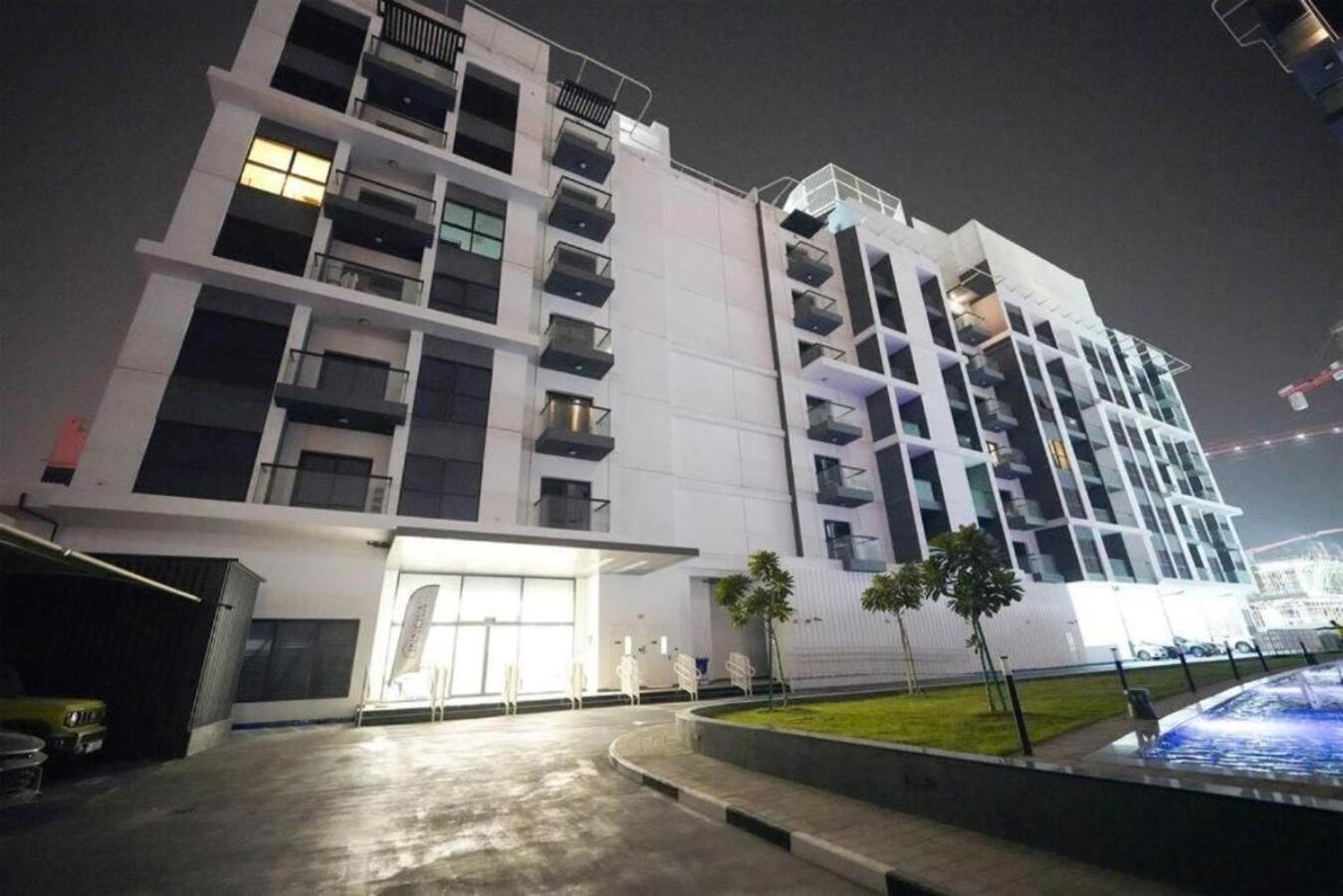 Apartamento Brown Stone - Dragon Mart International *
