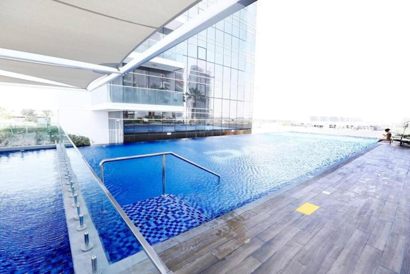 Brown Stone - Carson View Apartamento Dubai