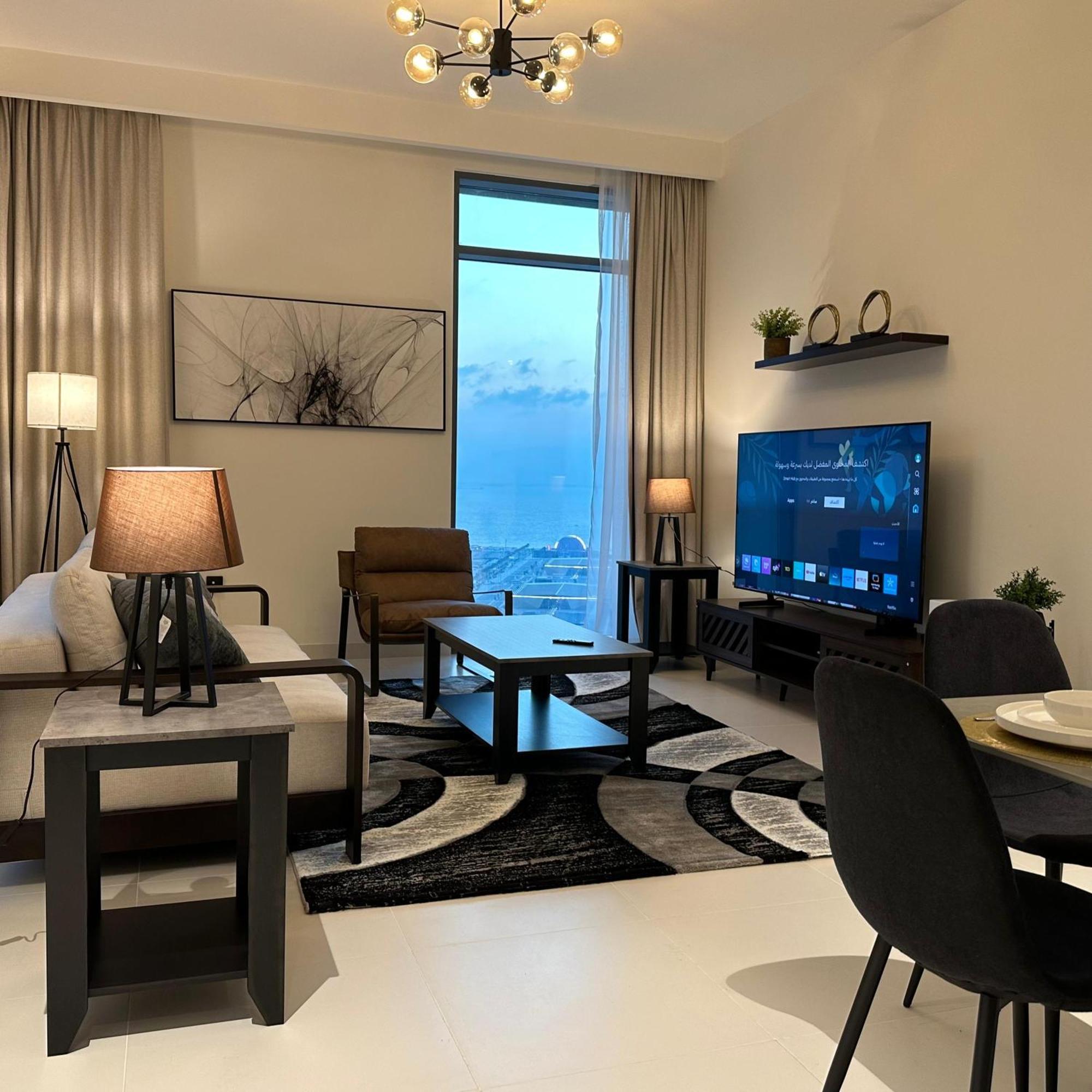 Amakin Beachfront Palm Jumeirah Marina Vista 2 Appartement *
