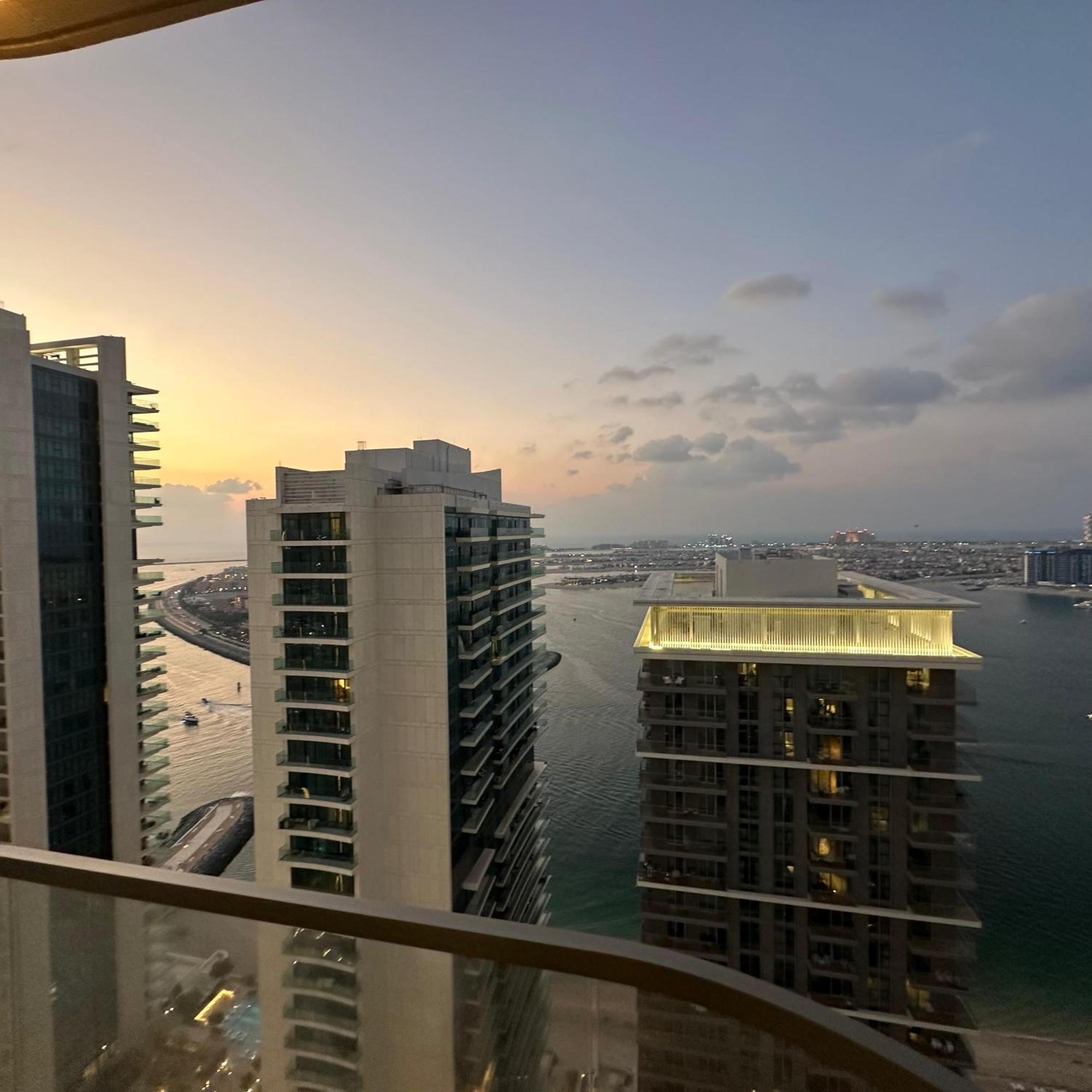 Amakin Beachfront Palm Jumeirah Marina Vista 2 Appartement Dubai