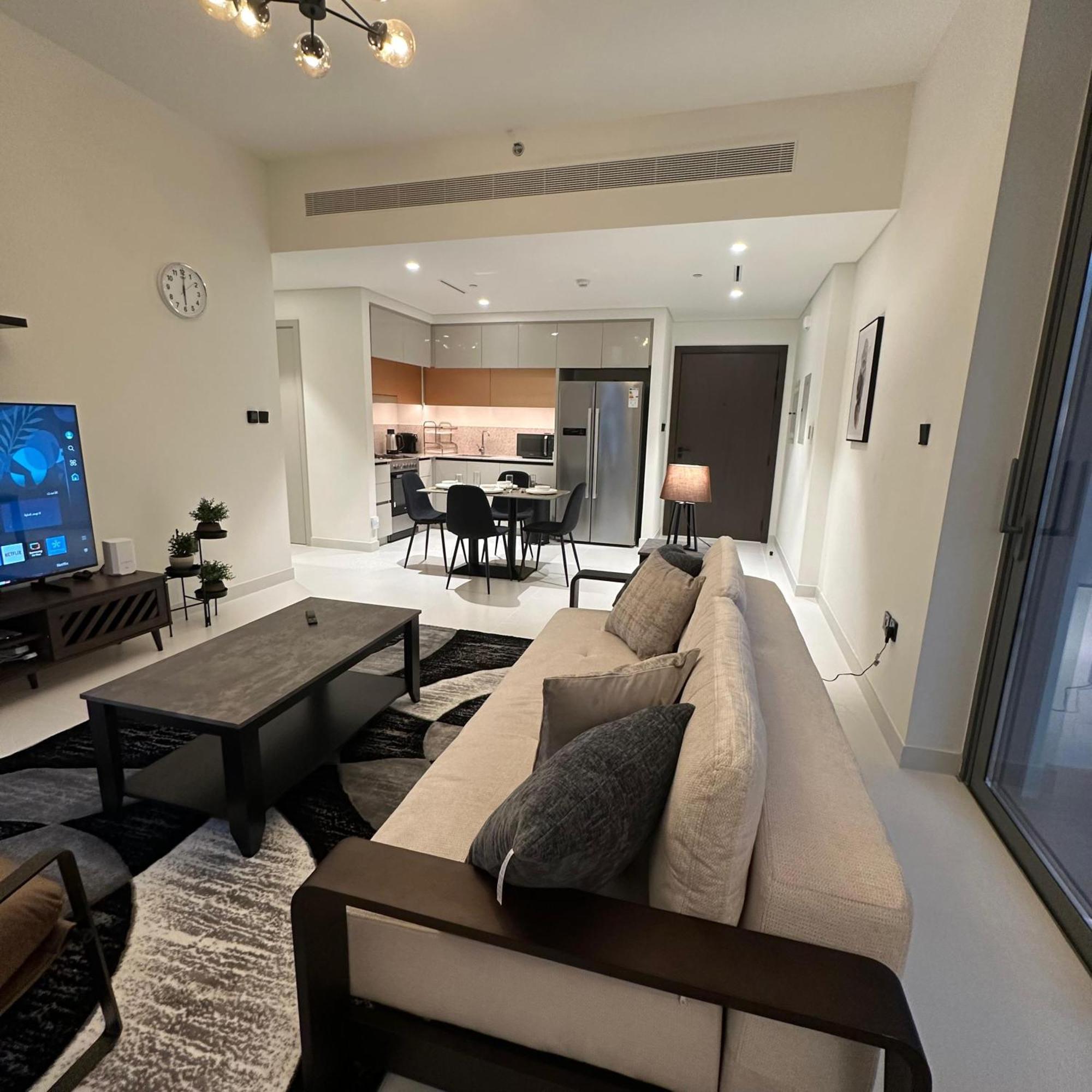 Amakin Beachfront Palm Jumeirah Marina Vista 2 Appartement