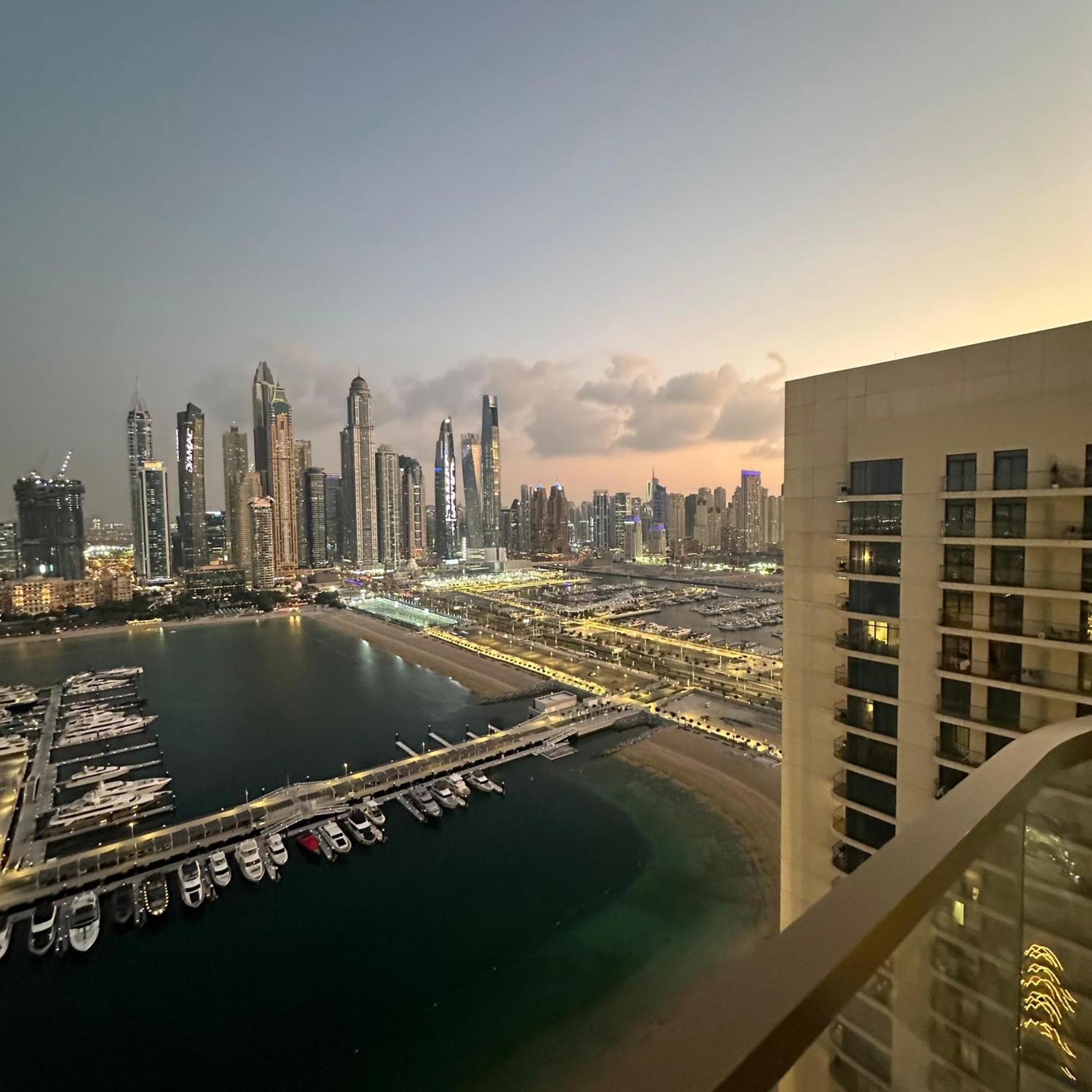 Amakin Beachfront Palm Jumeirah Marina Vista 2 Appartement *