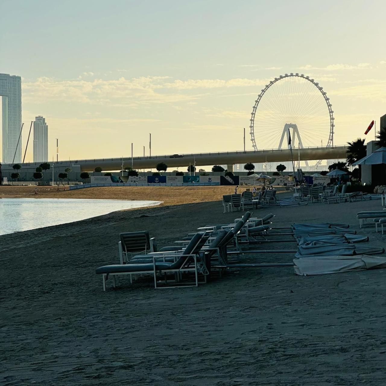 Amakin Beachfront Palm Jumeirah Marina Vista 2 Appartement *