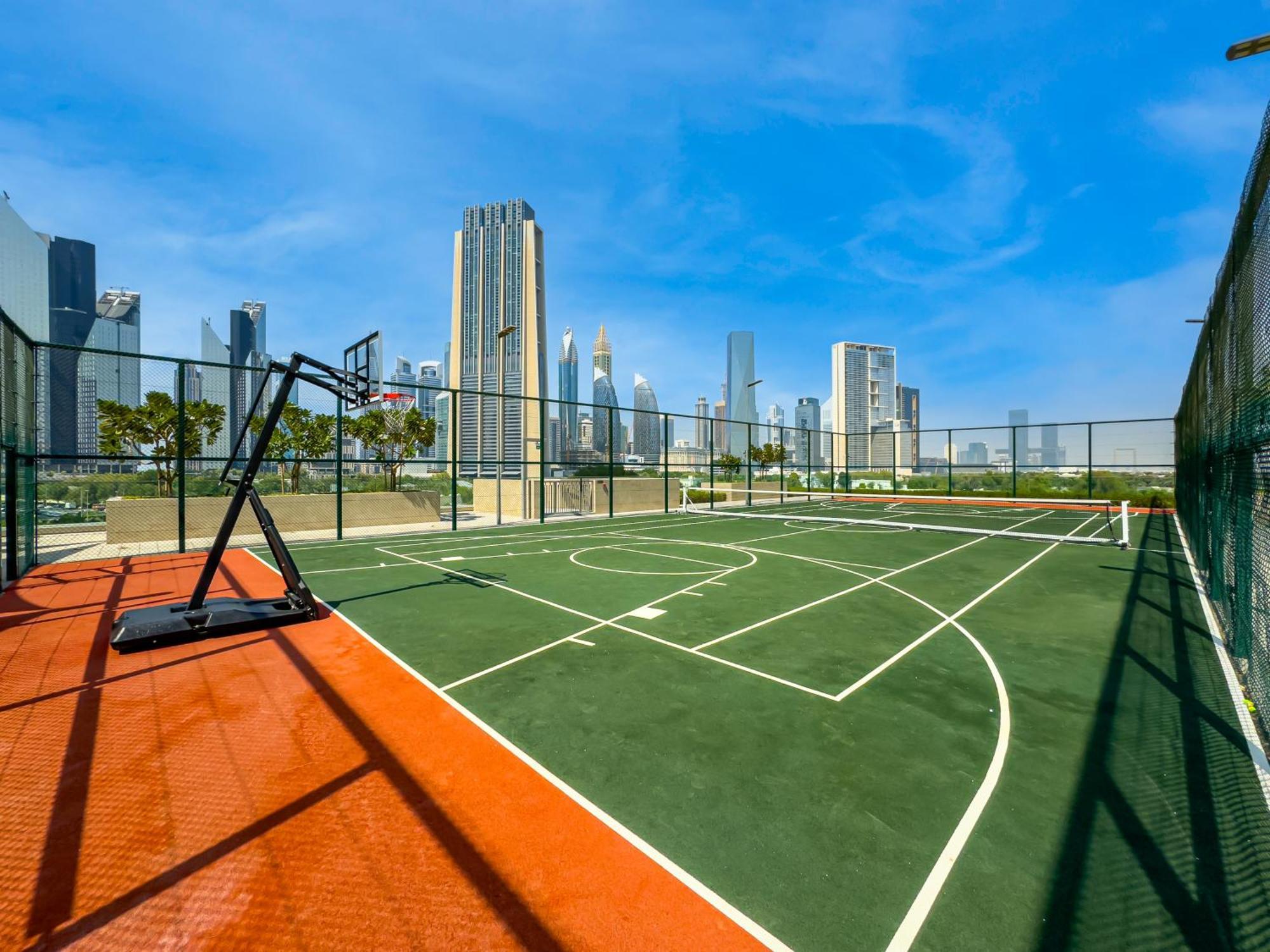 New Luxurious 2br Between Difc & Downtown Difc View