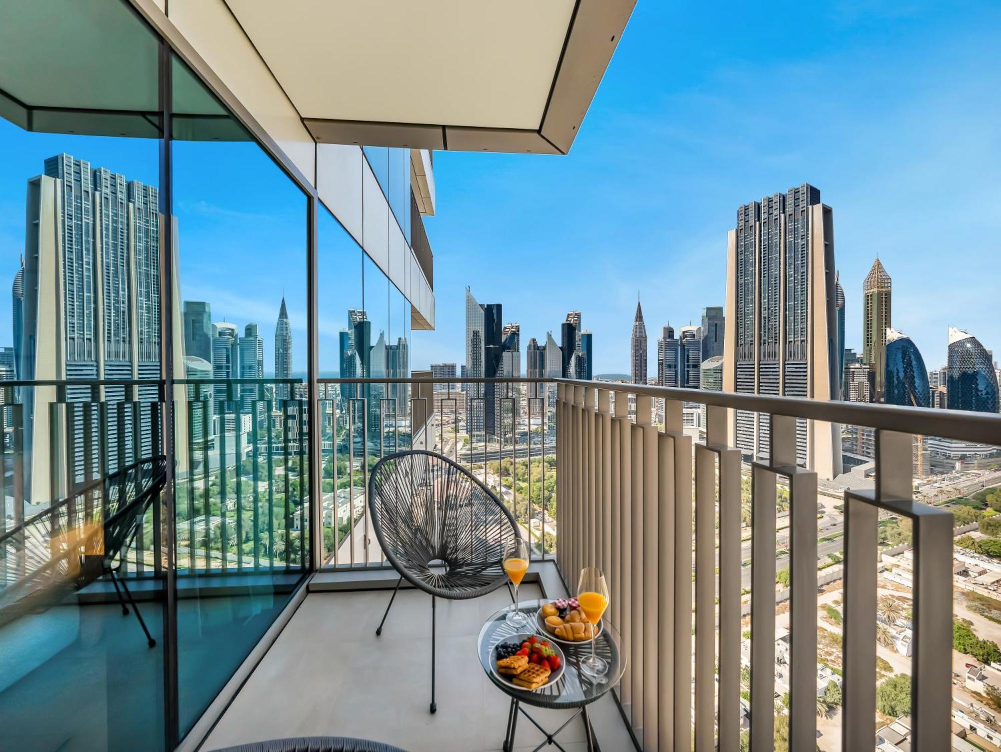 New Luxurious 2br Between Difc & Downtown Difc View *