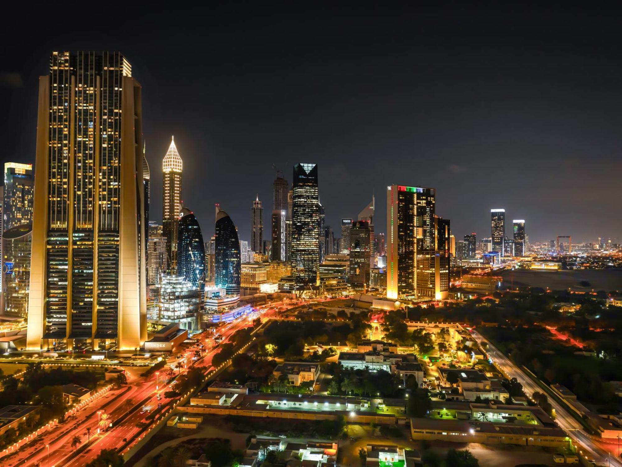 New Luxurious 2br Between Difc & Downtown Difc View