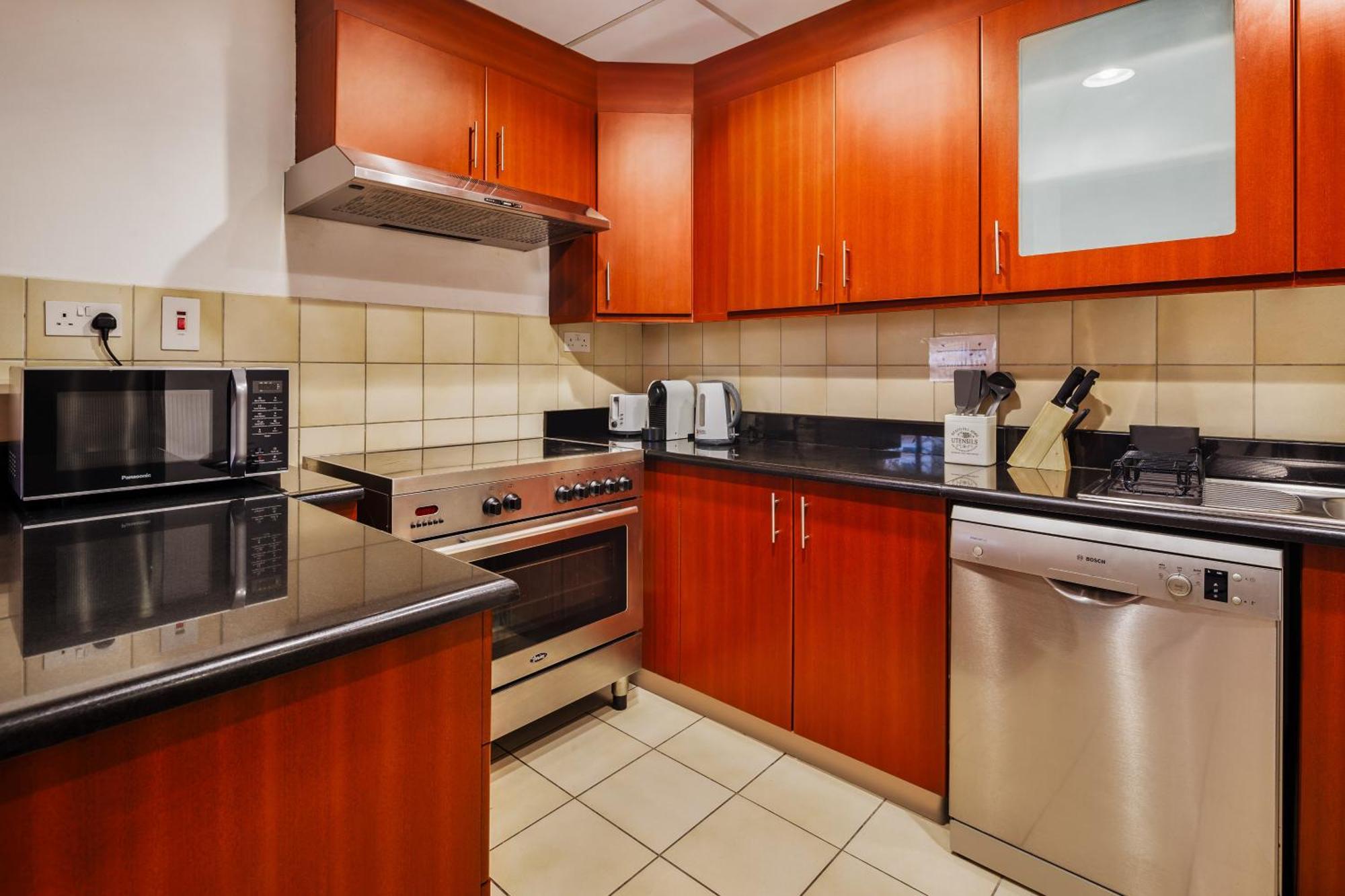Cosy 4br On Jbr - Close To Shops & Dining, Perfect For Families & Groups - By Sunkissed Homes Apartamento
