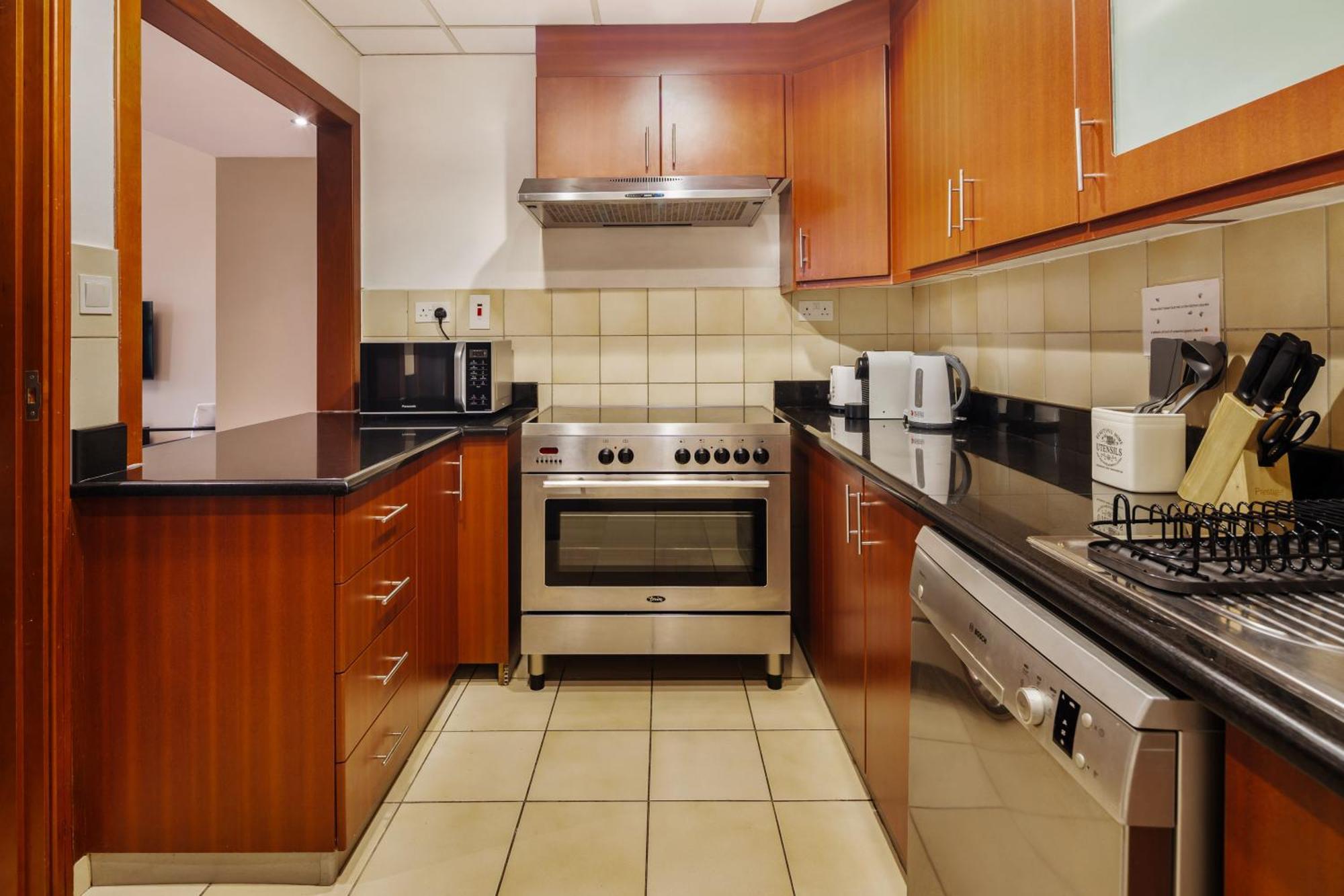 Cosy 4br On Jbr - Close To Shops & Dining, Perfect For Families & Groups - By Sunkissed Homes Apartamento