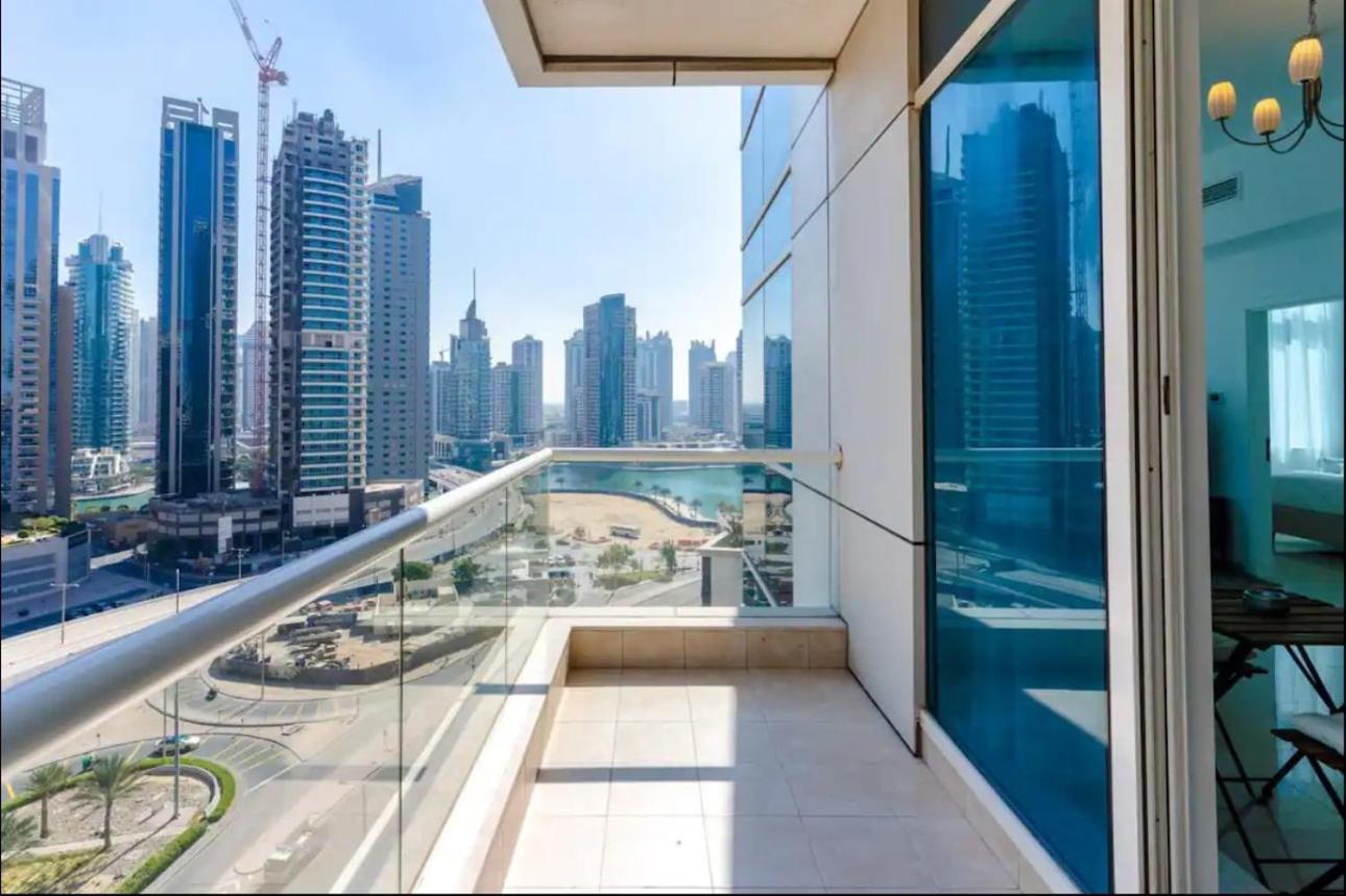 Aws Homes - Contemporary Marina Appartement