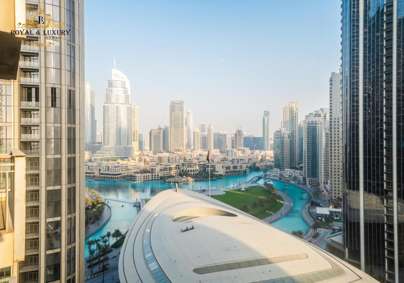 Chic 1-bedroom Haven In Standpoint A Tower, Downtown Appartement