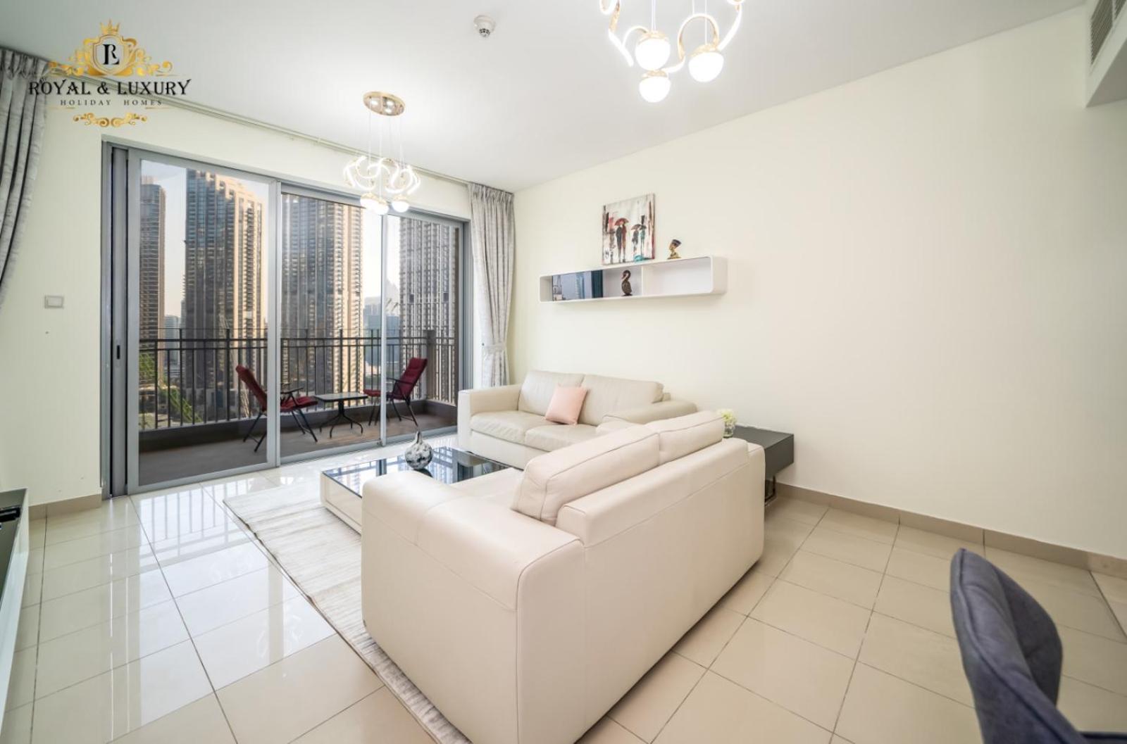 Appartement Chic 1-bedroom Haven In Standpoint A Tower, Downtown Dubaï