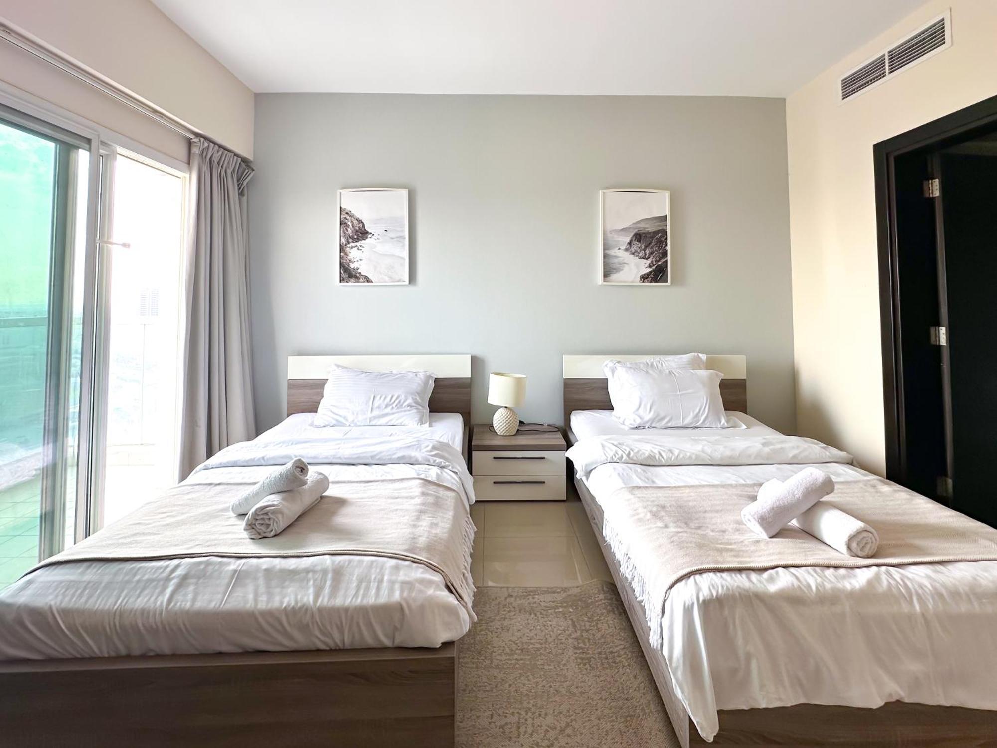 Cozy 2 Bedroom In Red In Sport Appartement *