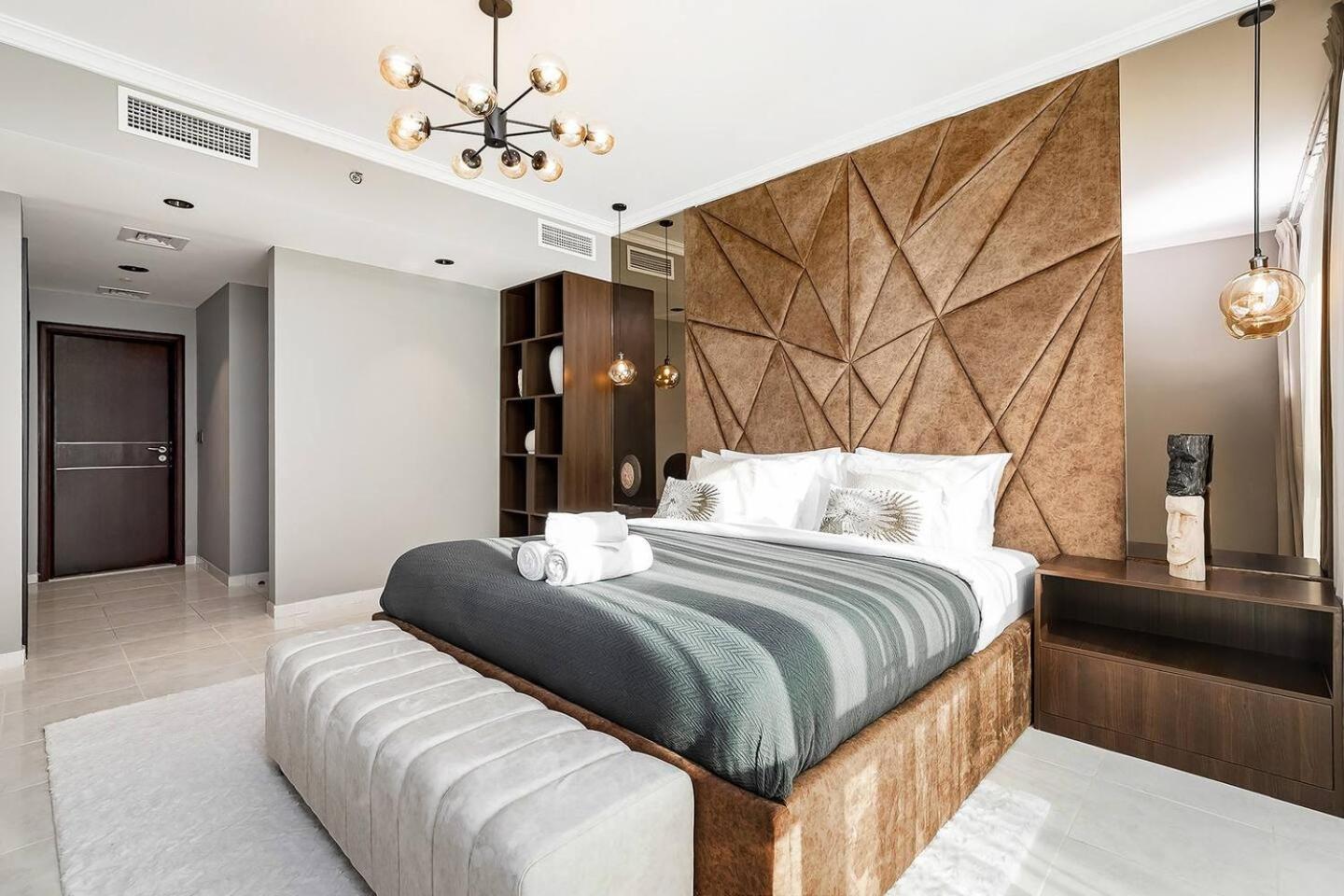 Short Walk To Marina & Jbr 1bhk Pool & Gym Appartement Dubaï