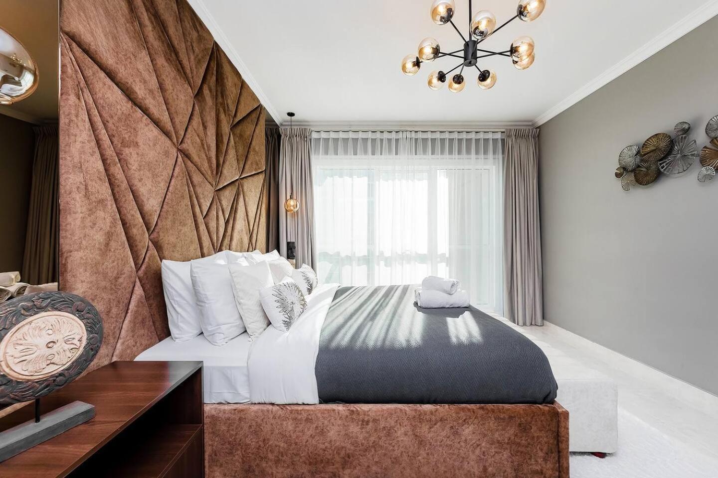 Appartement Short Walk To Marina & Jbr 1bhk Pool & Gym Dubaï