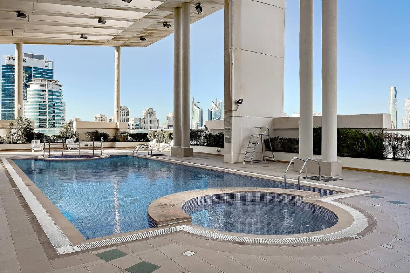 Appartement Short Walk To Marina & Jbr 1bhk Pool & Gym