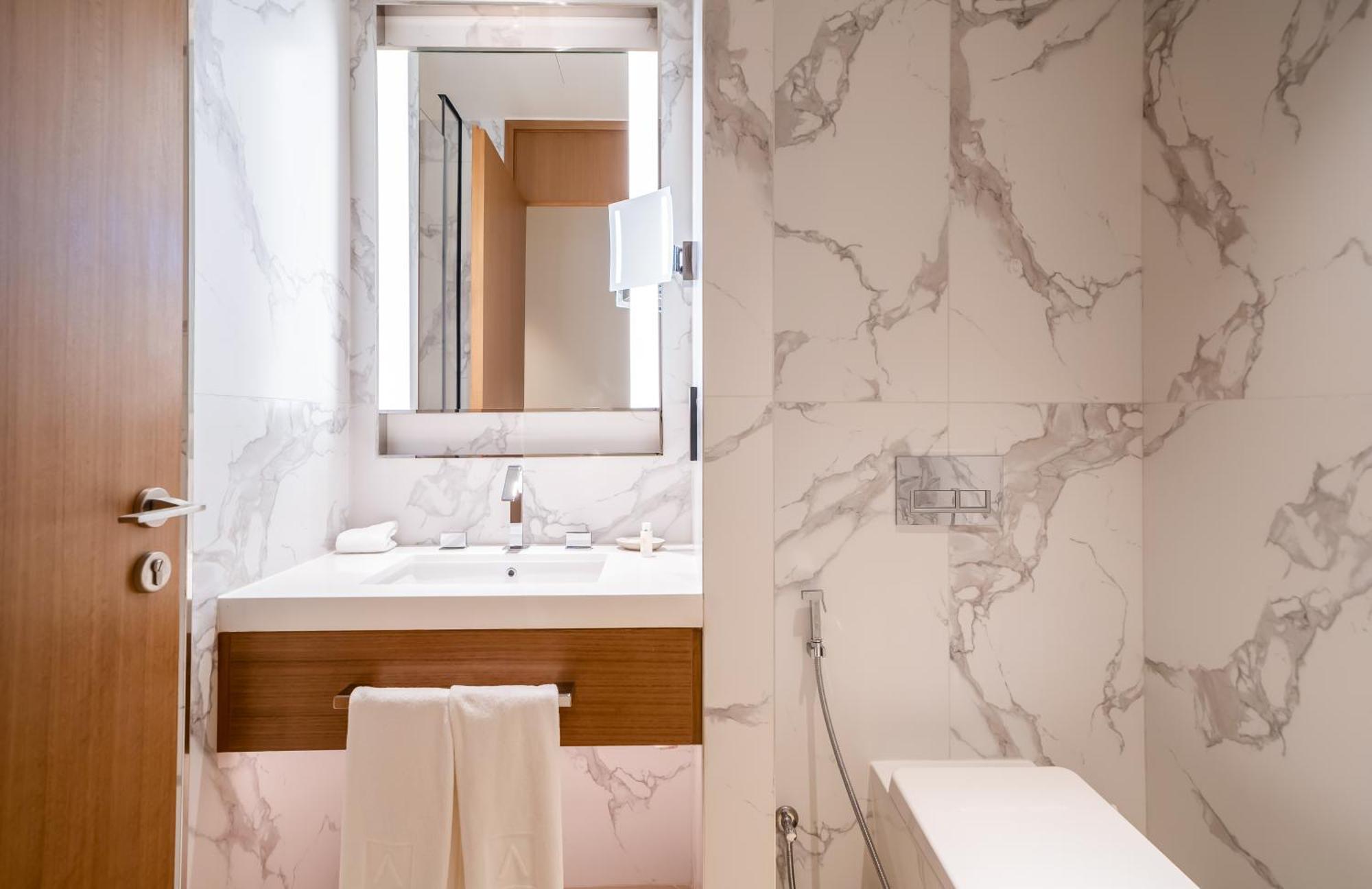 Newarabian 3 Bedroom Address Opera Downtown Dubaï