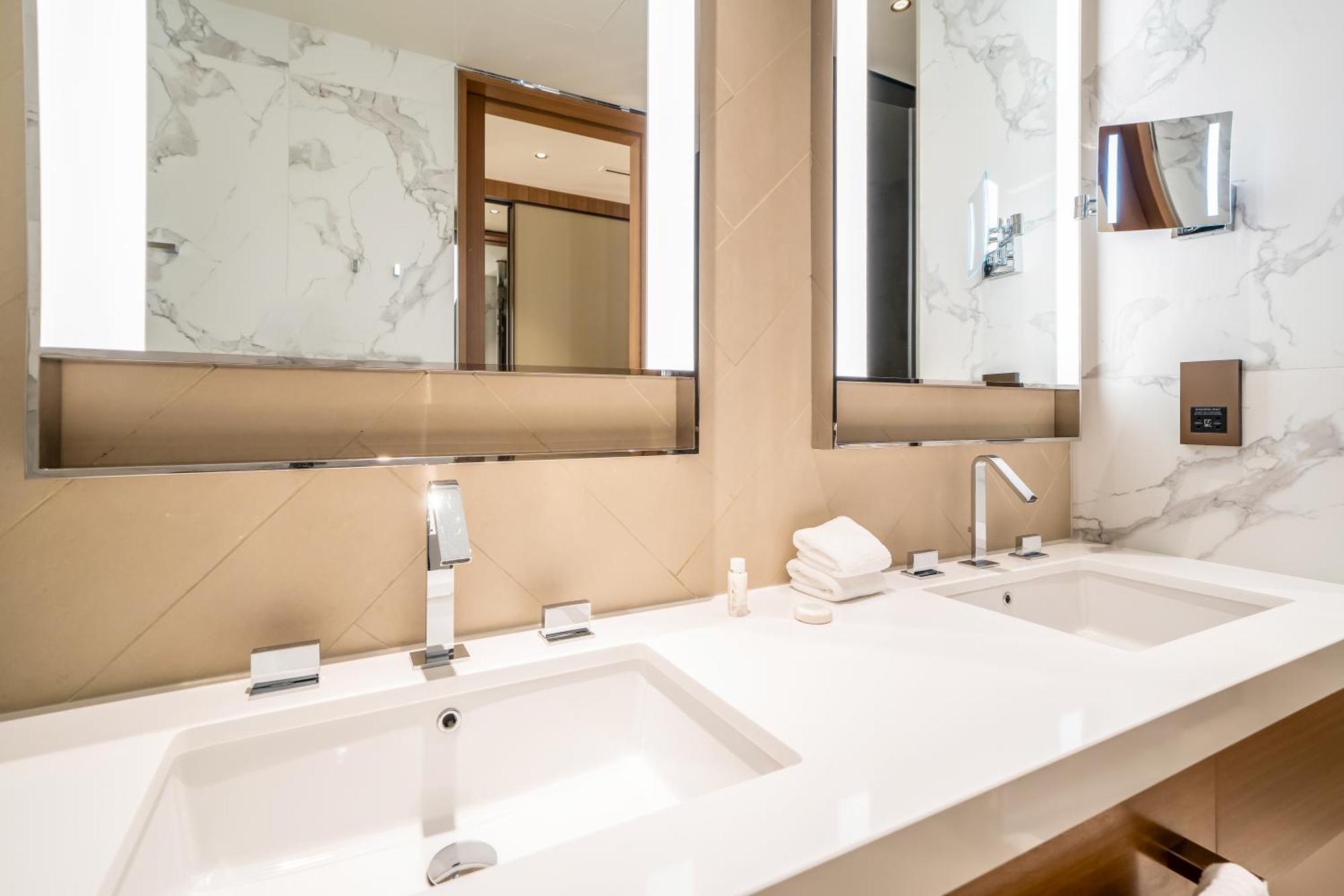 Newarabian 3 Bedroom Address Opera Downtown * Dubaï