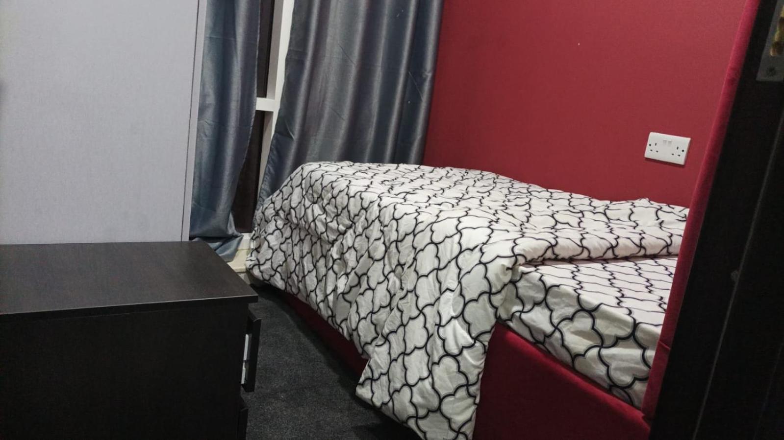 Capsulehotel Paz Luxurious Space Dubai