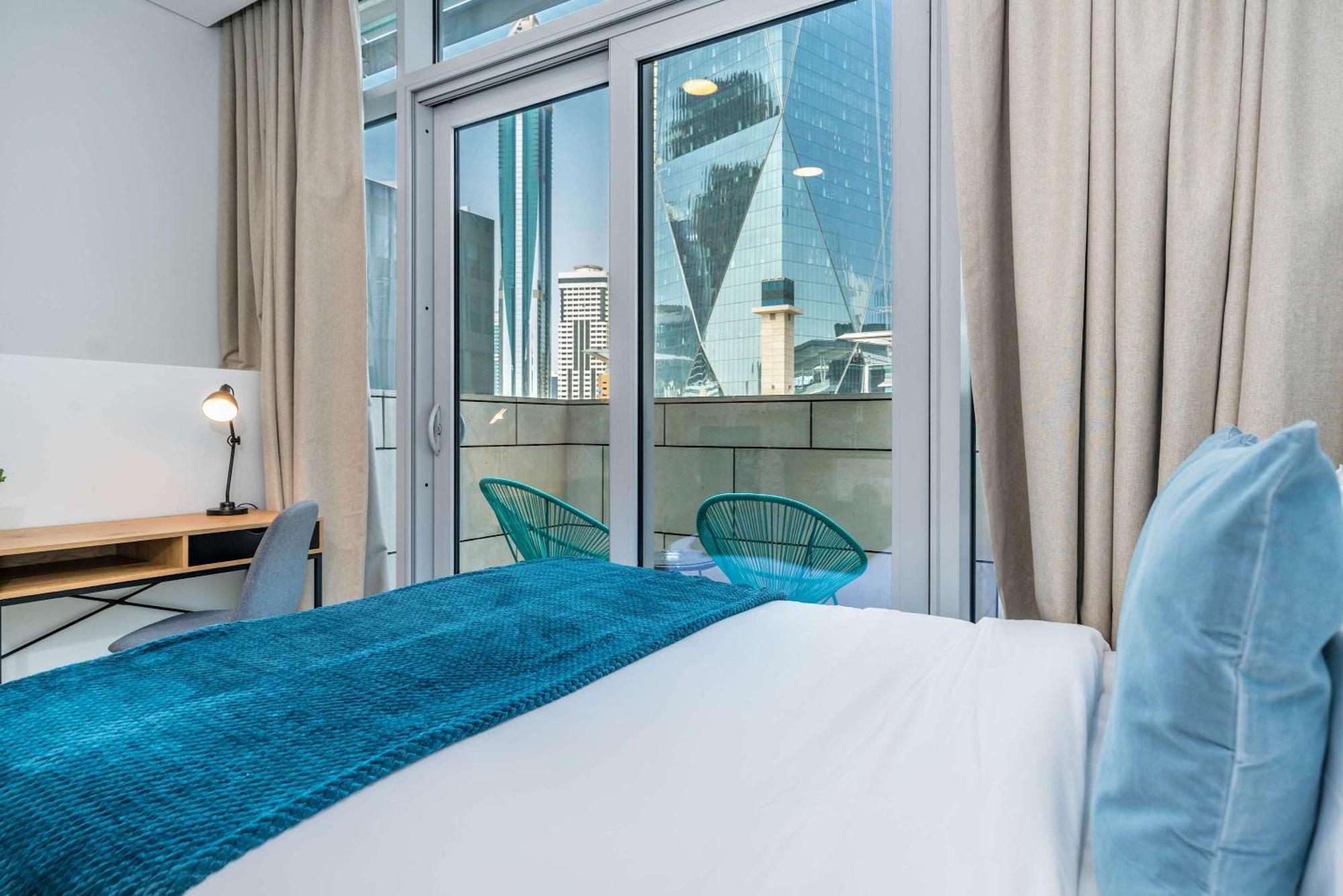 Silkhaus Newly Furnished Facing Difc With Pool And Gym Access Dubai
