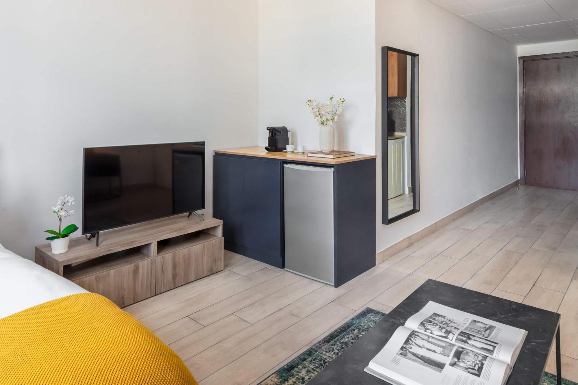 Silkhaus Newly Furnished Modern Difc With Balcony * Dubaï