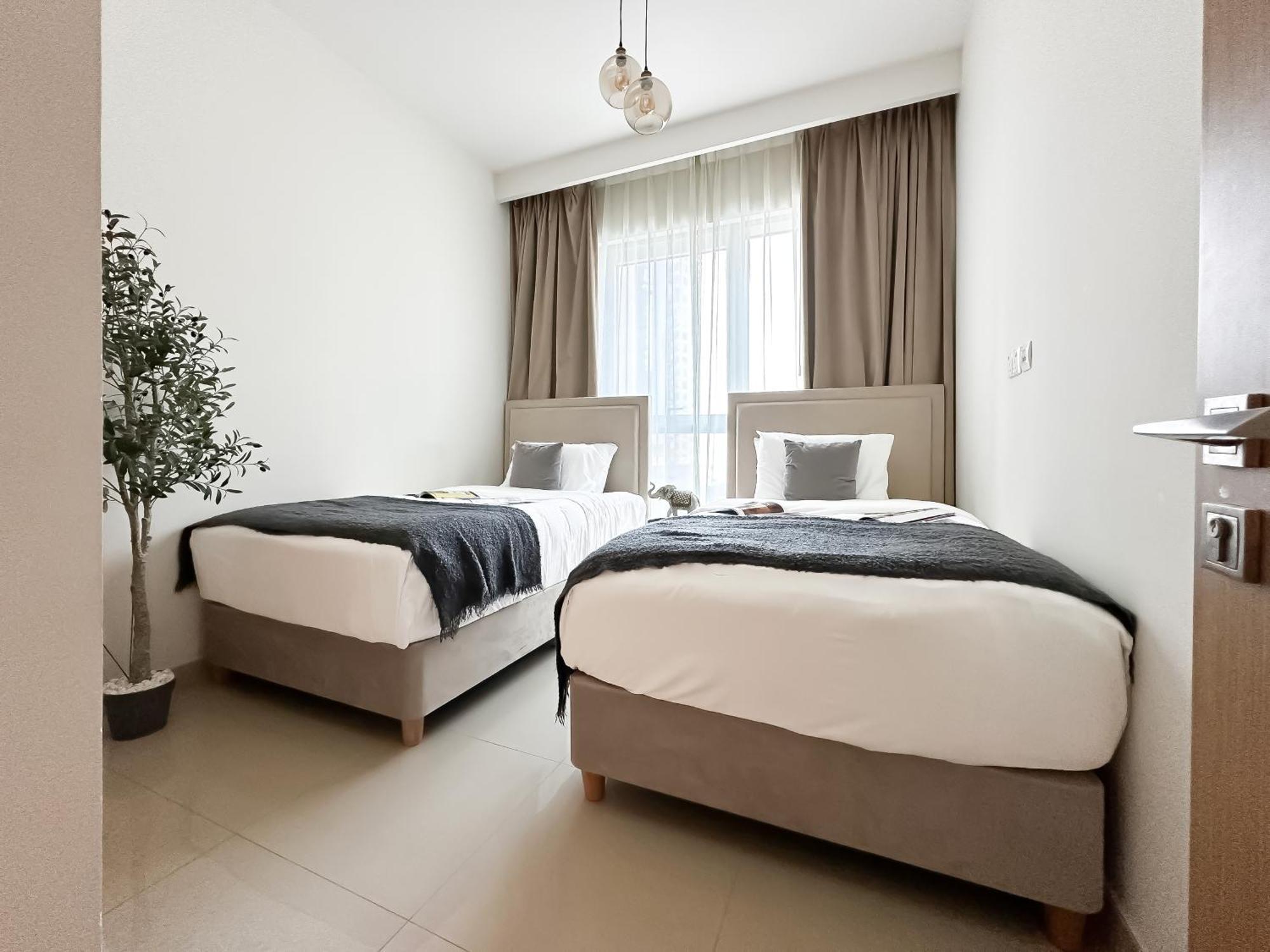 Trophy Lux 2br Creek Harbour With Iconic Burj Khalifa Views Appartement *