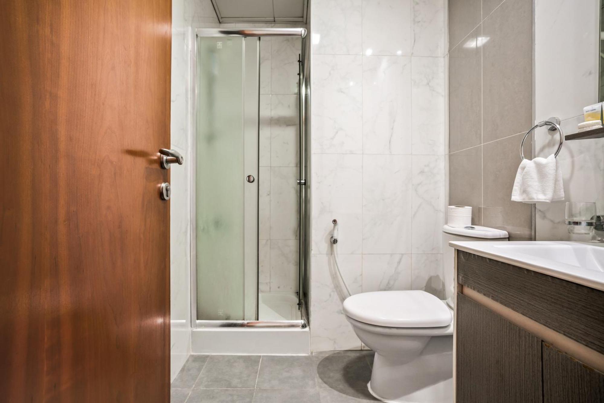 Upscale In Binghatti Apartments, Dso * Dubái