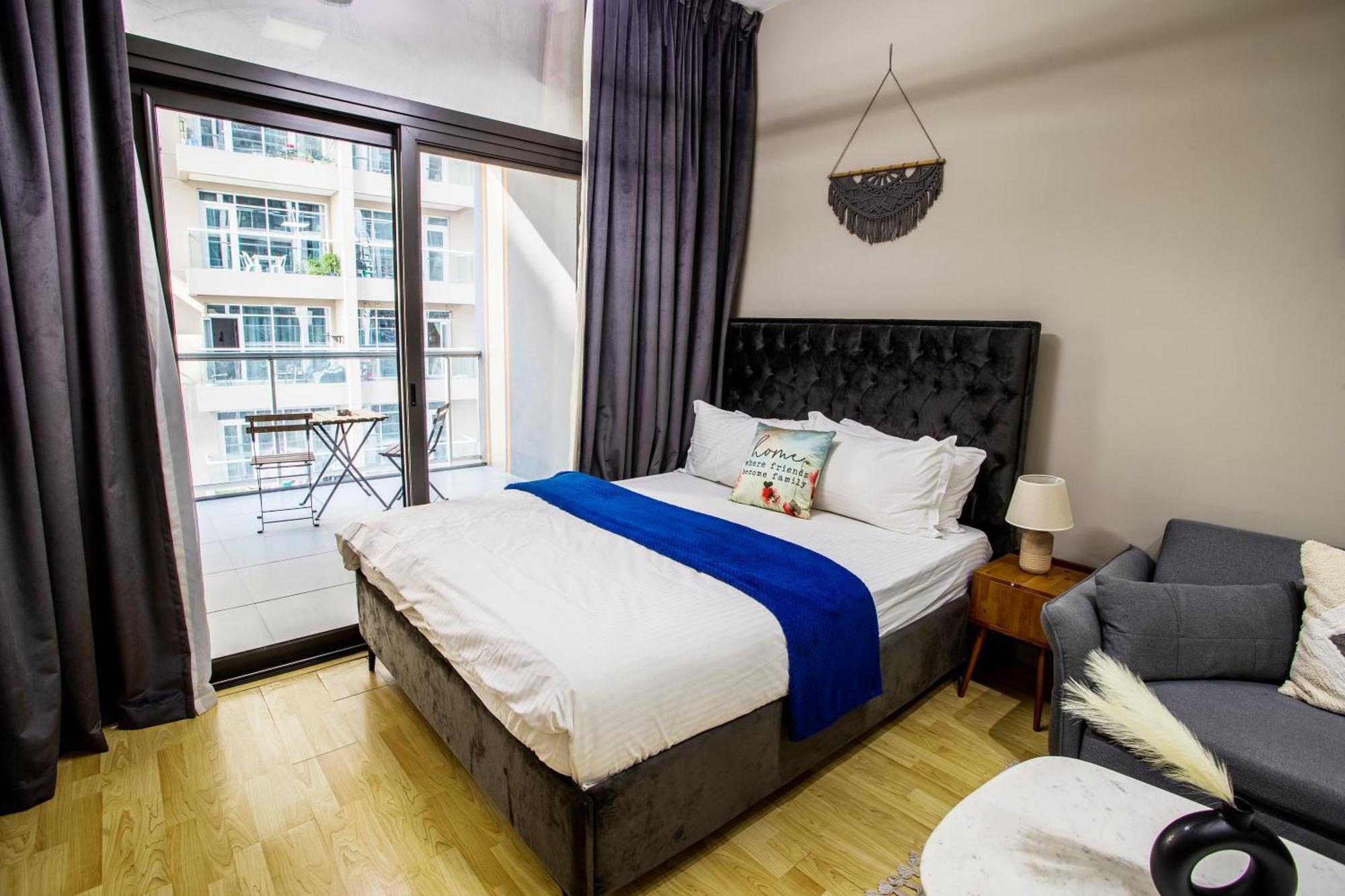 Upscale In Binghatti Apartments, Dso * Dubái