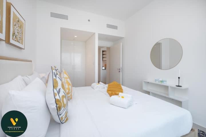 Downtown Views Ii - Vogue -tower 1, -1 Bedroom That Sleeps 3 -13th Floor -large Balcony With Views Appartement Dubaï