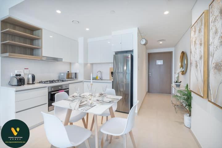 Downtown Views Ii - Vogue -tower 1, -1 Bedroom That Sleeps 3 -13th Floor -large Balcony With Views Appartement *