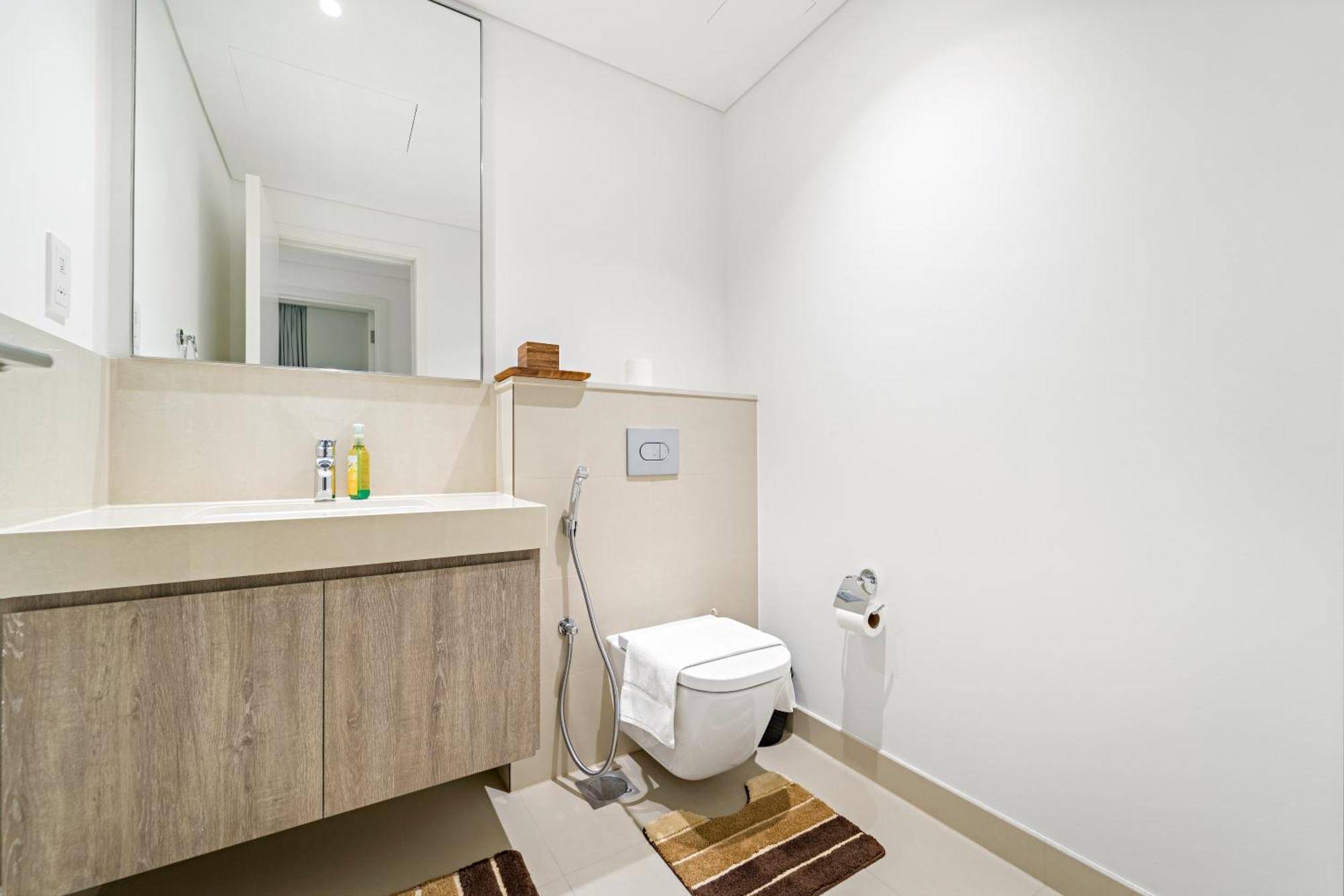 Elegant 2br In Downtown L Walk To Mall *