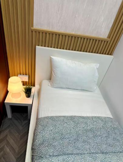 Destination Partition In Tecom Near Metro Privat bolig