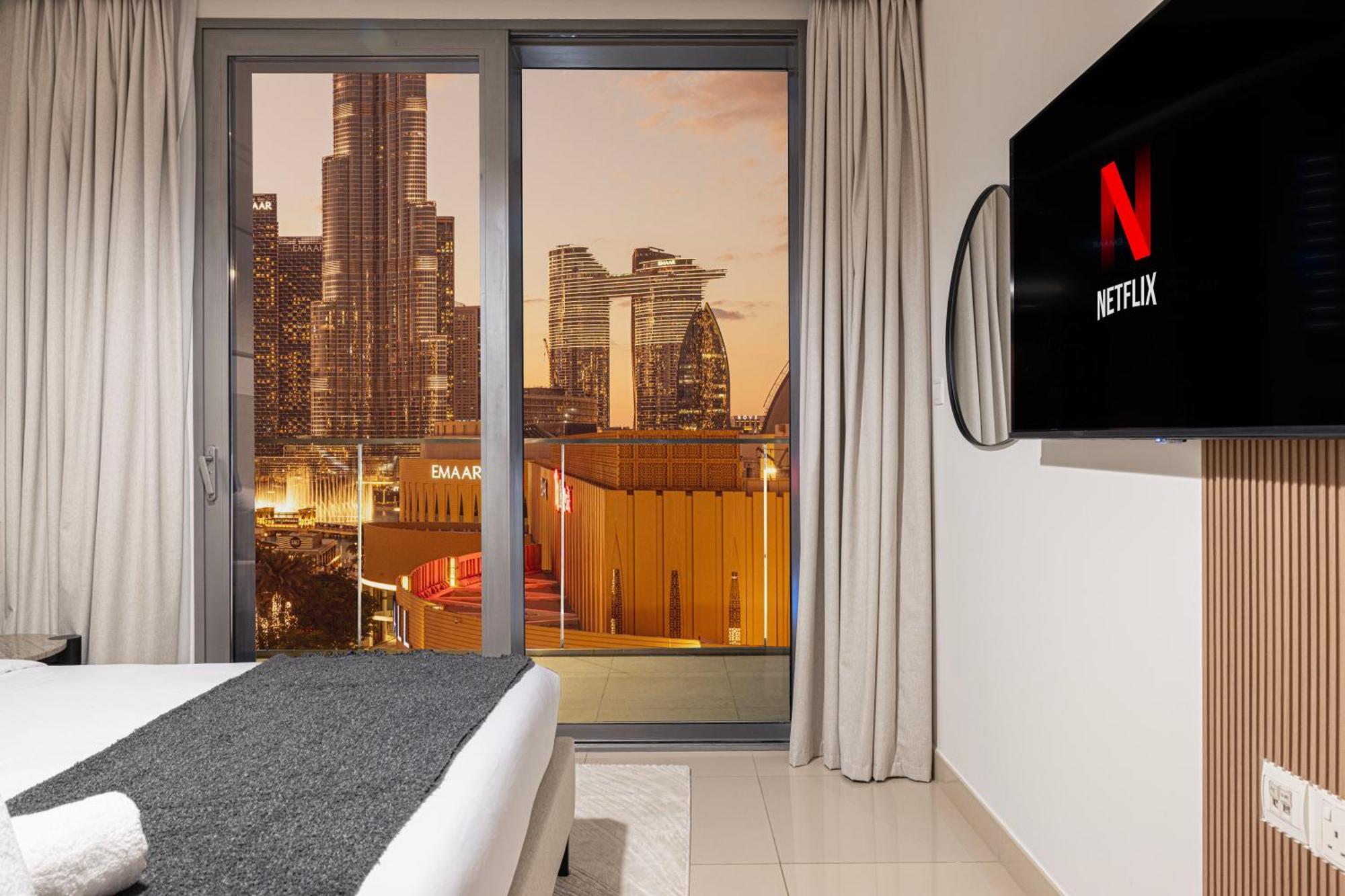 Appartement Luxe 1br With Full Burj Views And Mall Access Dubaï
