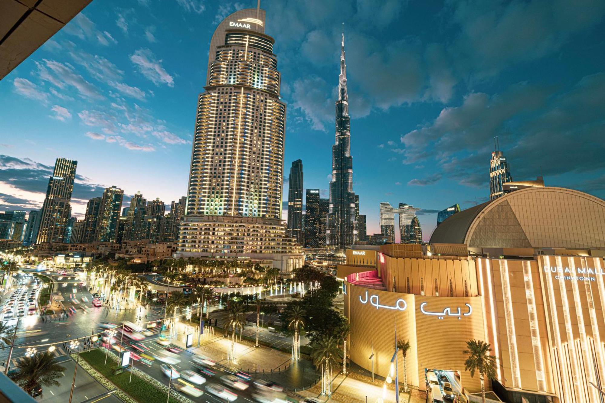 Luxe 1br With Full Burj Views And Mall Access Dubaï