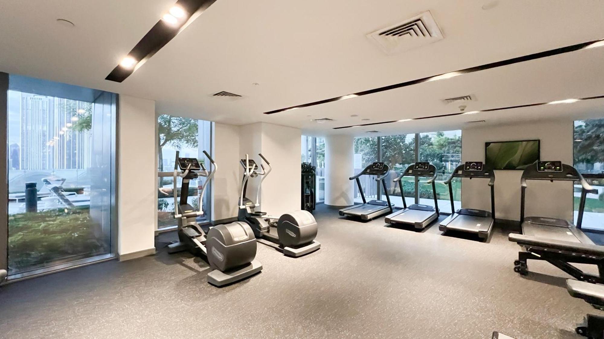 Appartement Luxe 1br With Full Burj Views And Mall Access