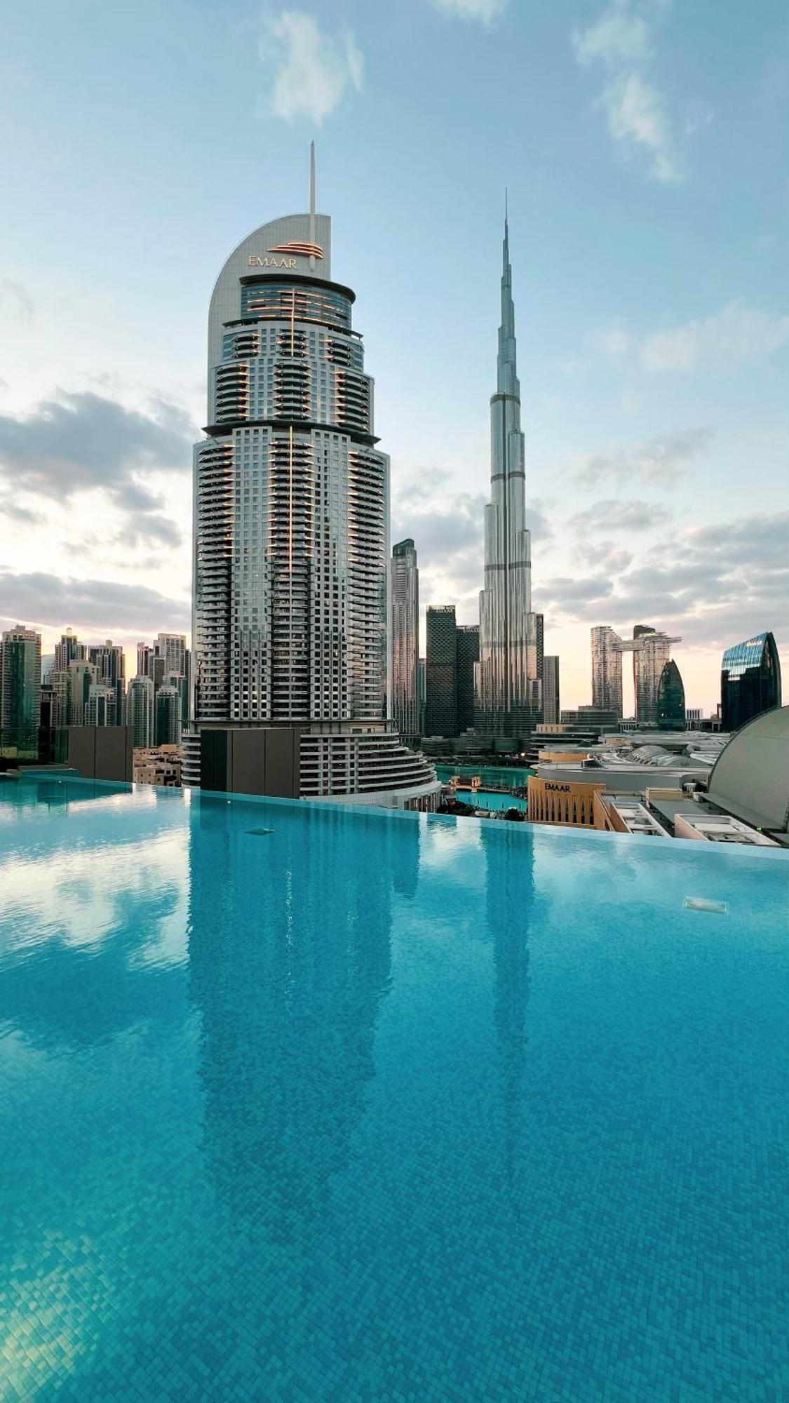 Luxe 1br With Full Burj Views And Mall Access