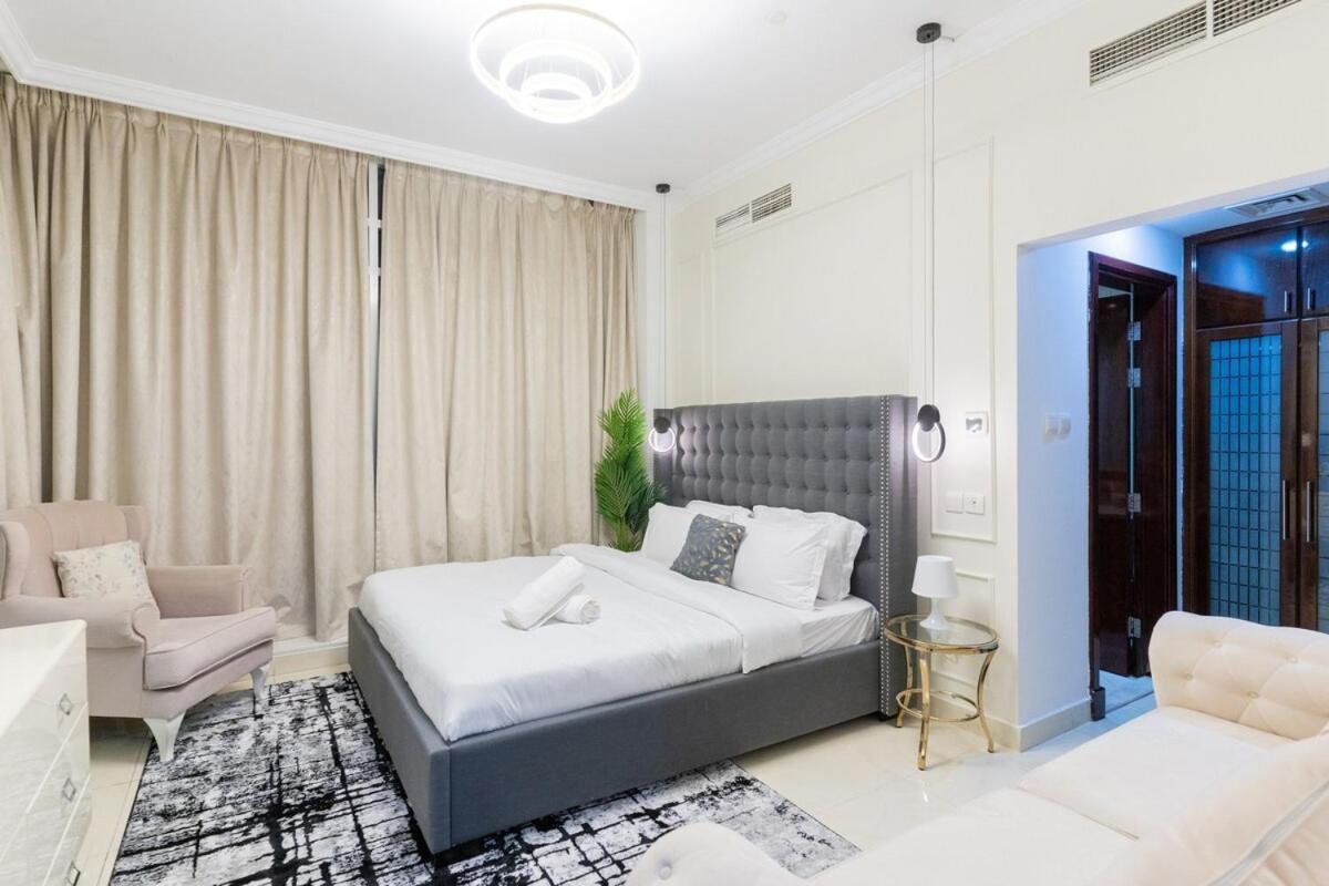 New Elegant & Luxury 3br In Marina