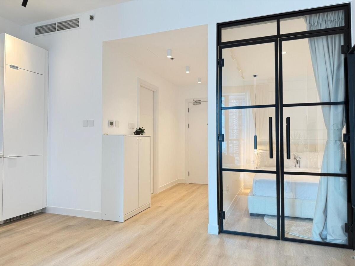 Cozy And Modern Two Bedroom In Marina Appartement