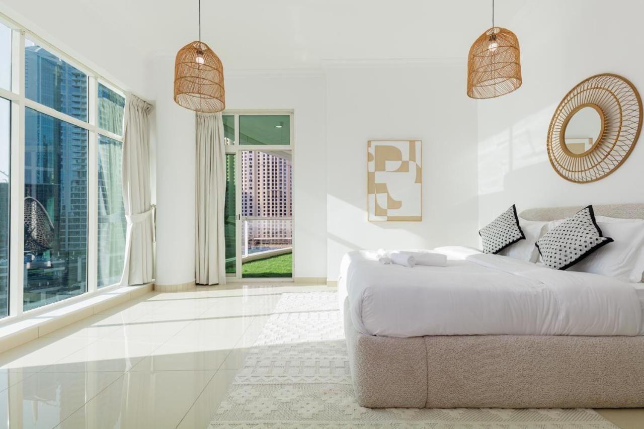 Waterfront Flat Stunning View Sleeps 6 Appartement Dubaï
