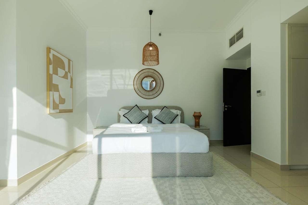 Waterfront Flat Stunning View Sleeps 6 Appartement Dubaï